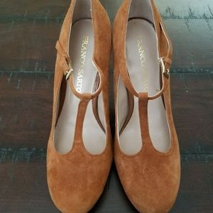 NWOBox Franco Sarto Size 7 Brown Suede Pump